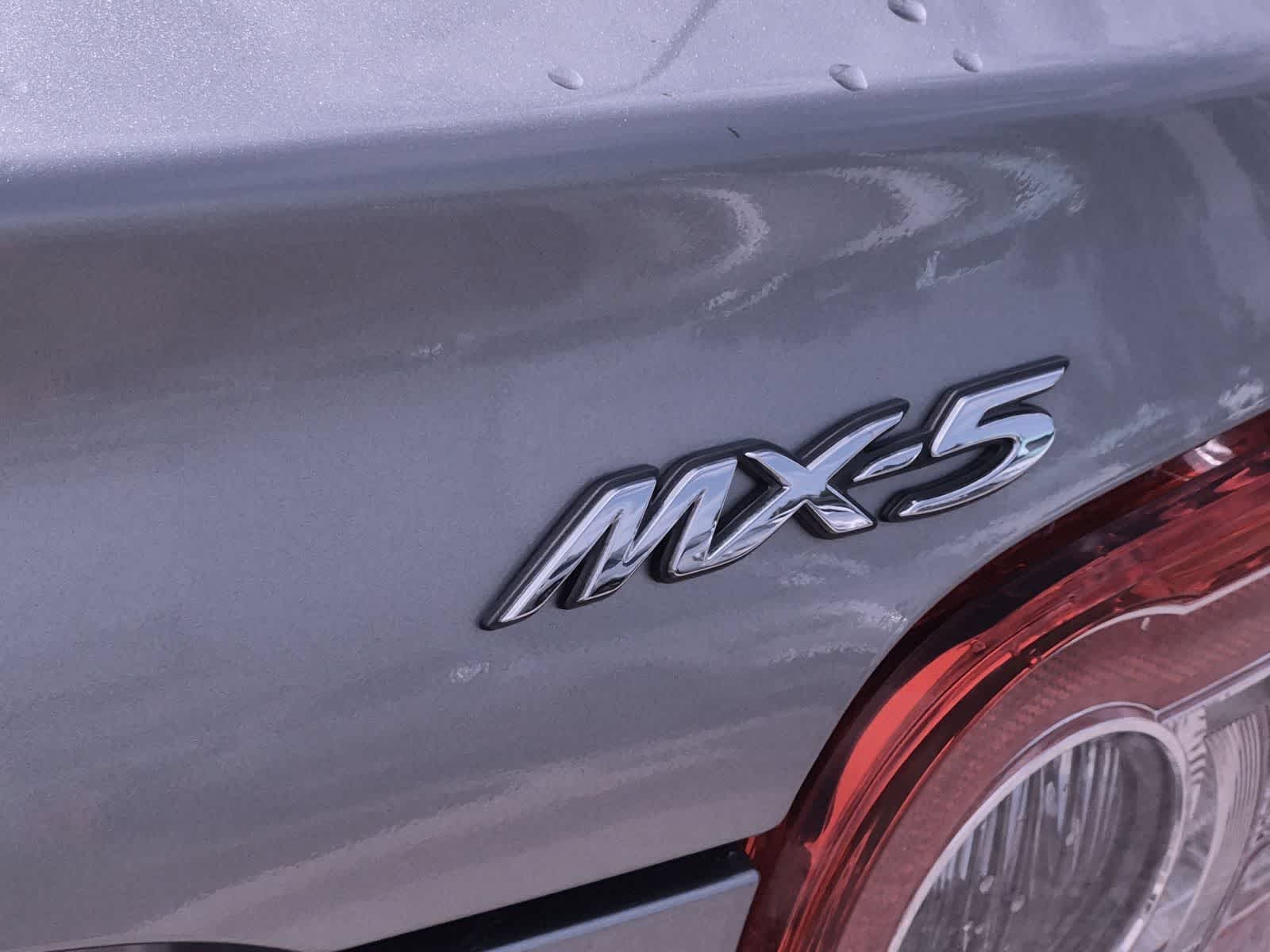Thumbnail: 2010 Mazda MX-5 Miata - 13
