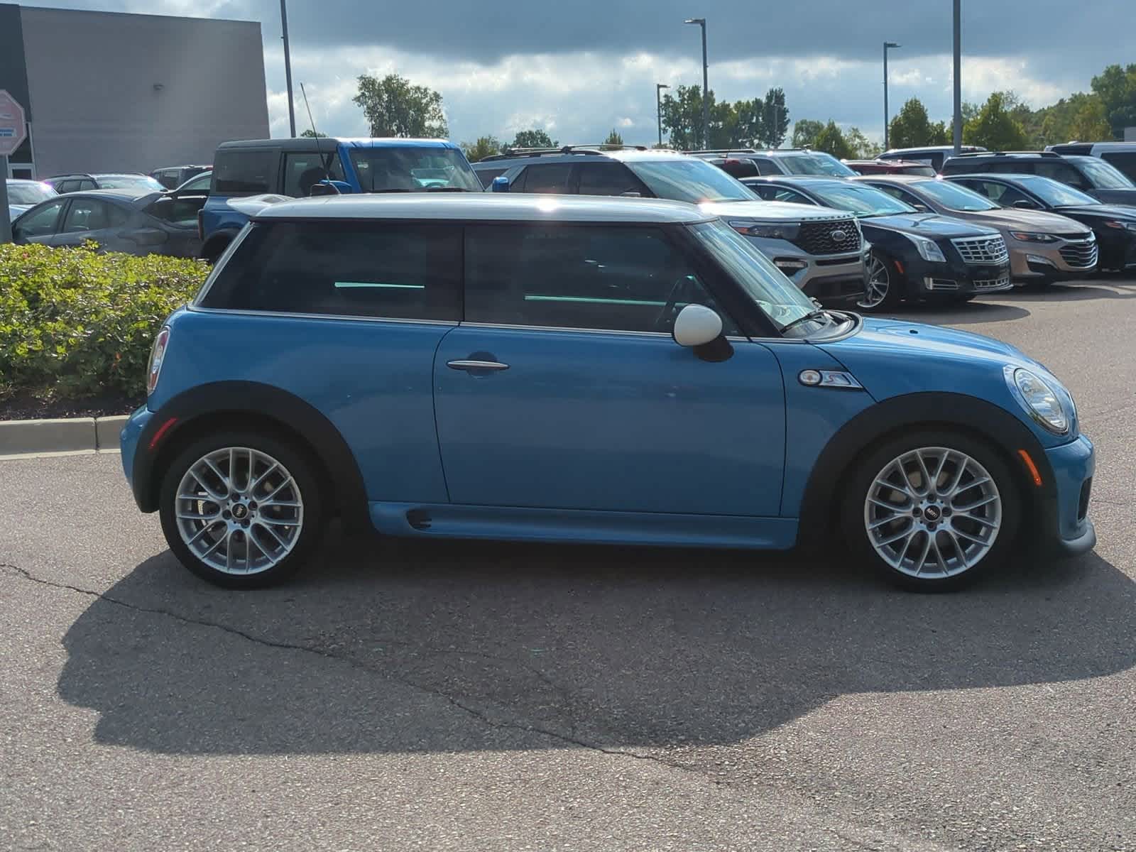 Thumbnail: 2013 MINI Cooper Hardtop - 9