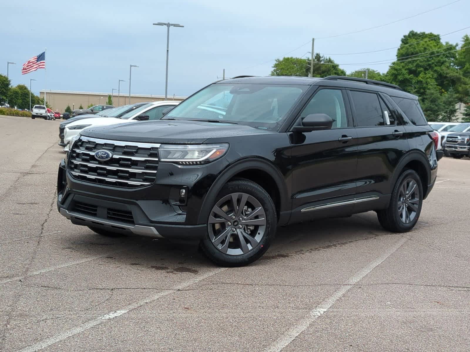 2025 Ford Explorer Active Hero Image