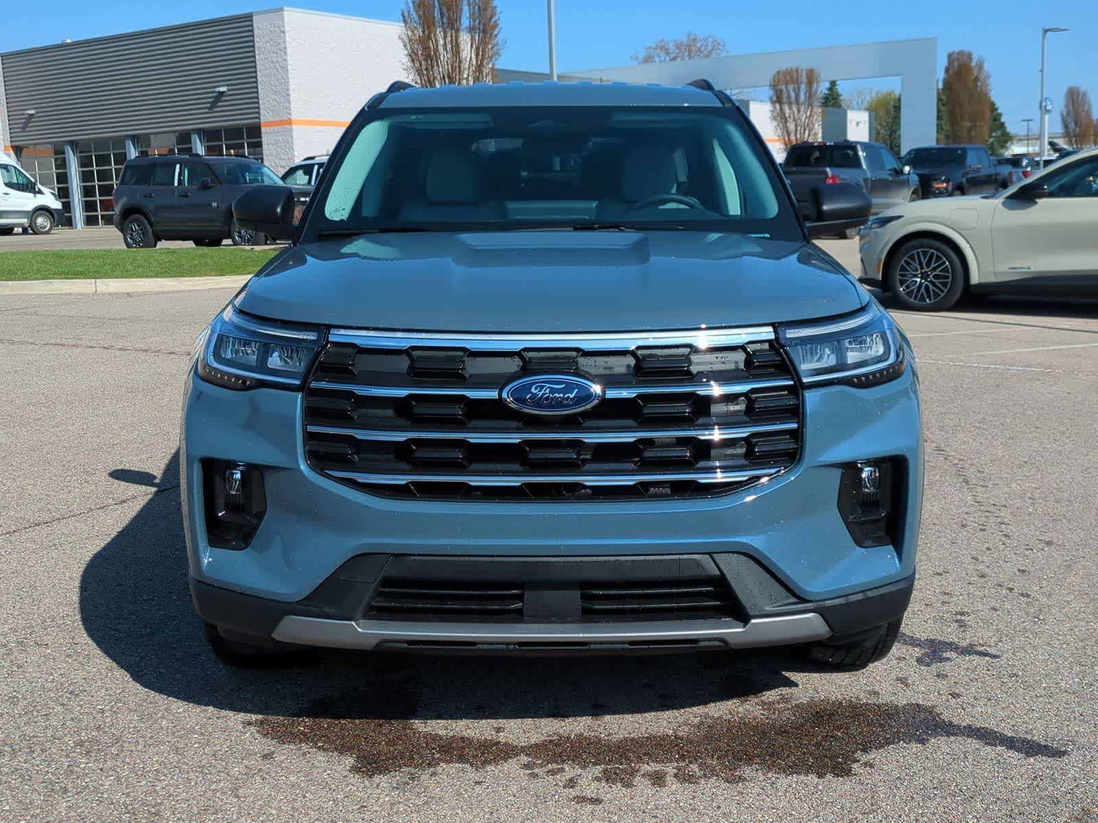 Thumbnail: 2026 Ford Explorer - 3