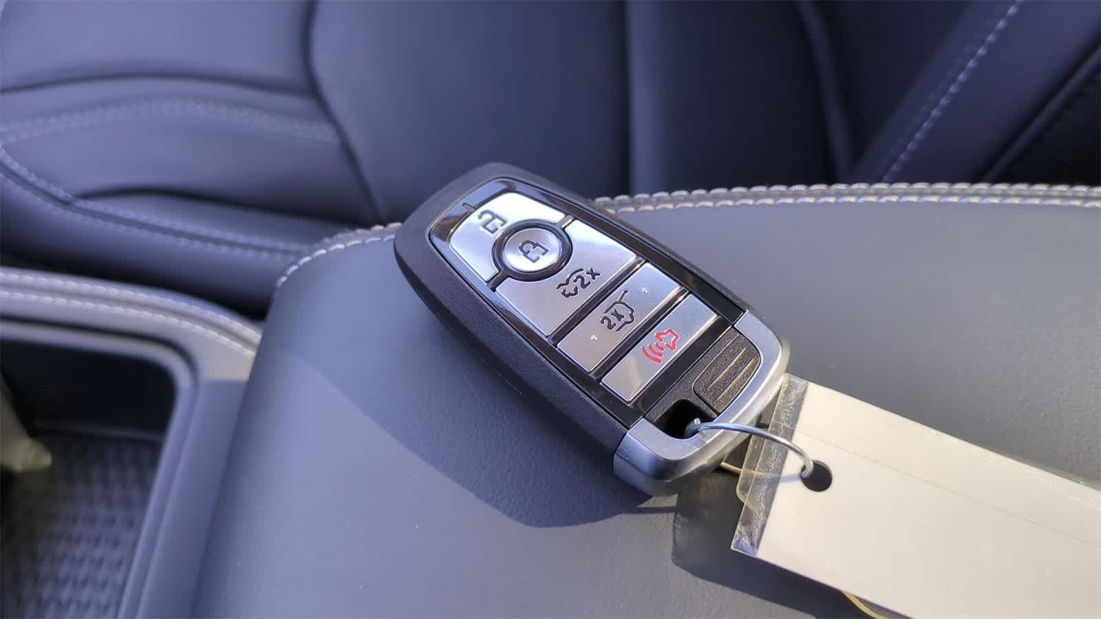 Thumbnail: 2025 Ford Mustang Mach-E - 34