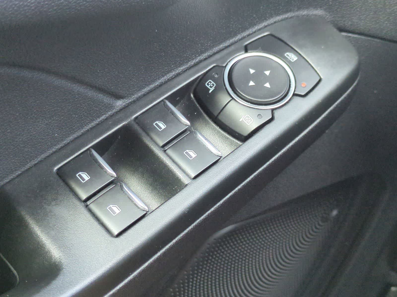 Thumbnail: 2022 Ford Escape - 28