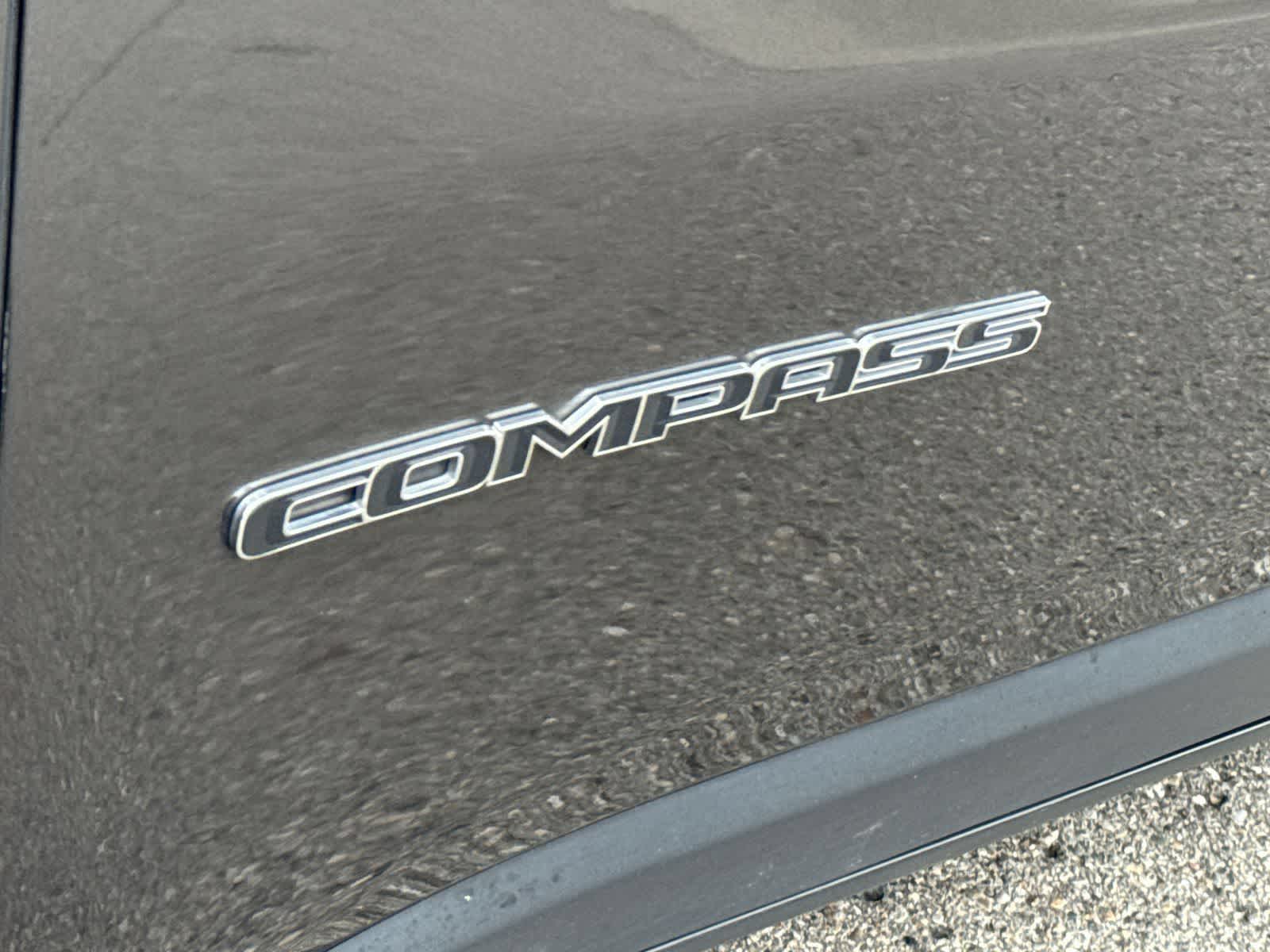 Thumbnail: 2019 Jeep Compass - 13