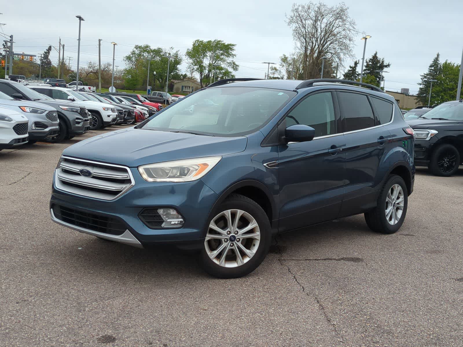 Thumbnail: 2018 Ford Escape - 1