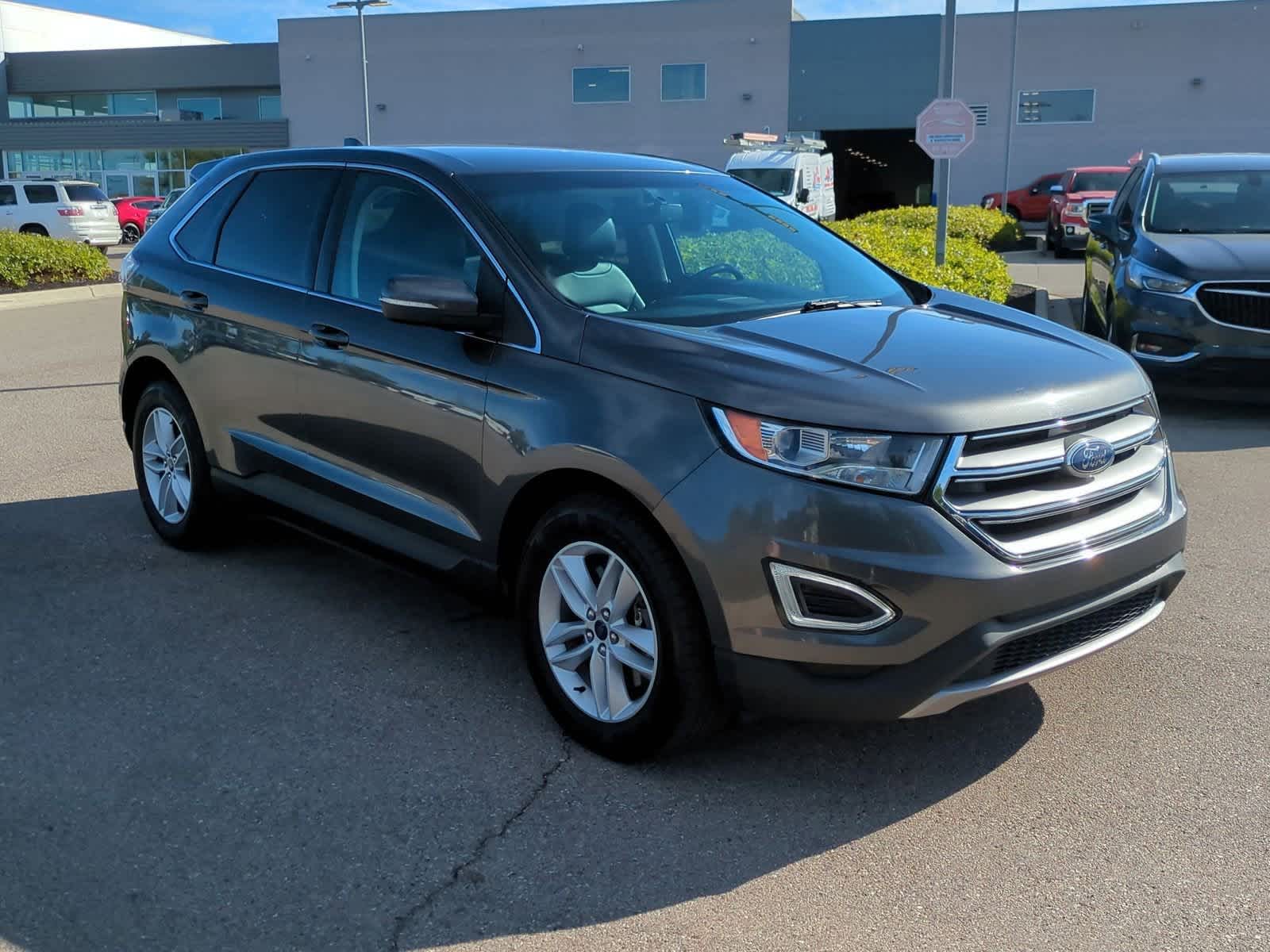 Thumbnail: 2015 Ford Edge - 2