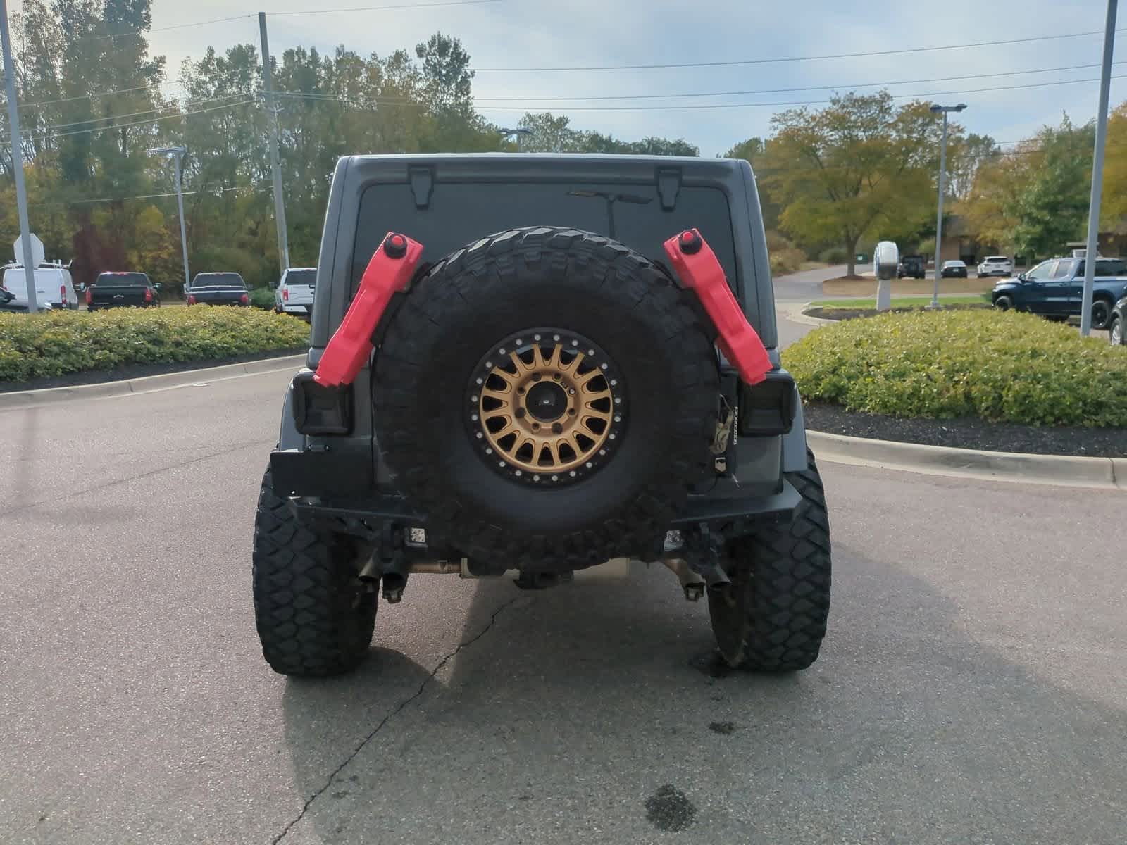 Thumbnail: 2023 Jeep Wrangler - 7