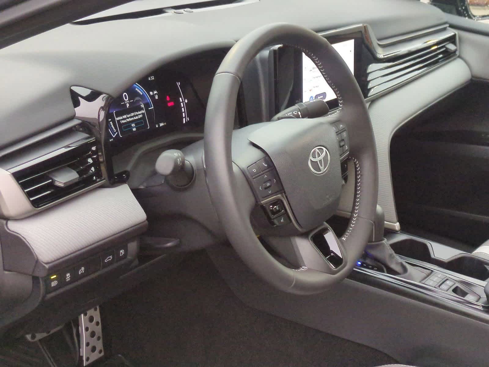 Thumbnail: 2025 Toyota Camry - 10