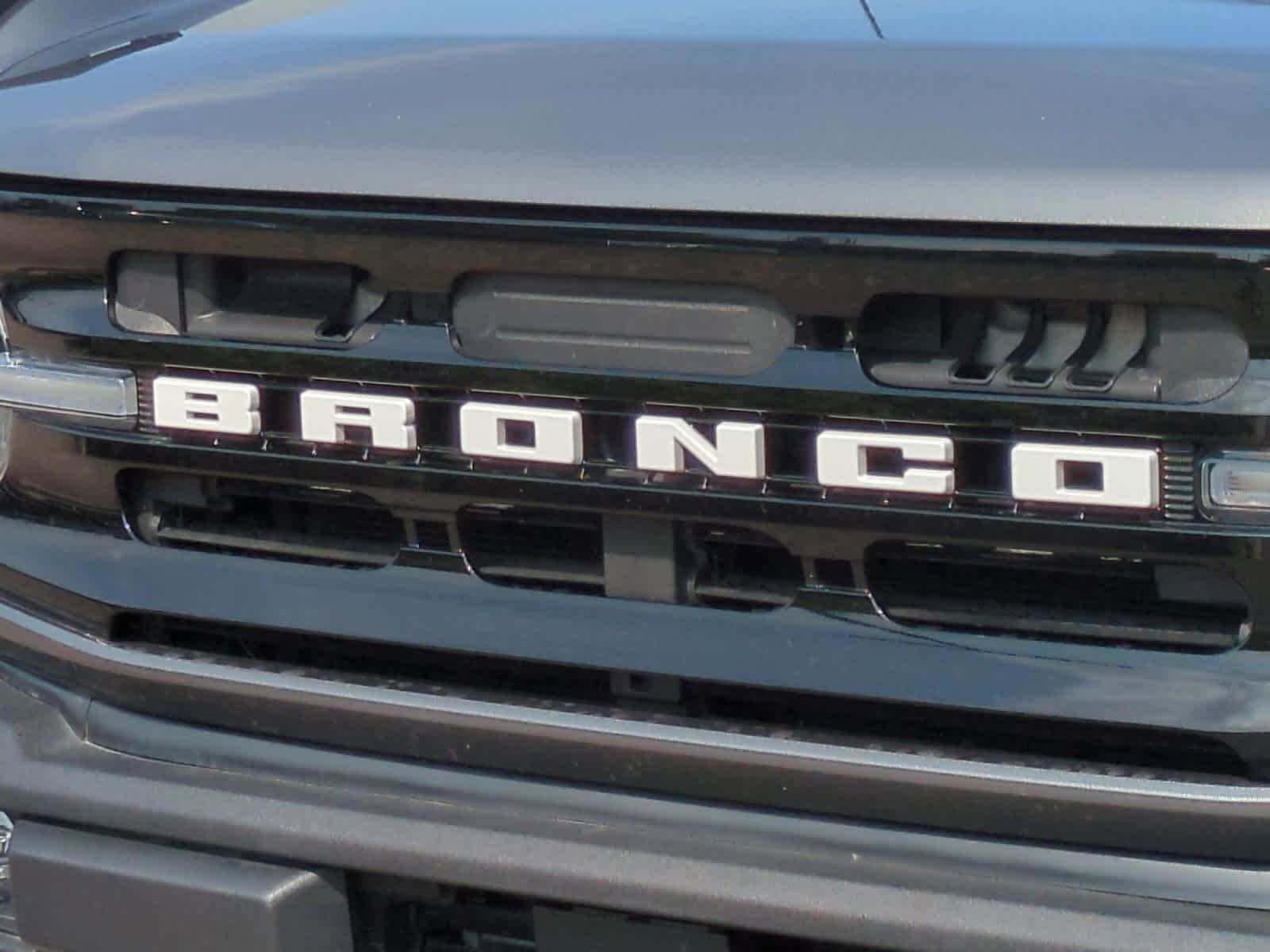 Thumbnail: 2022 Ford Bronco - 12