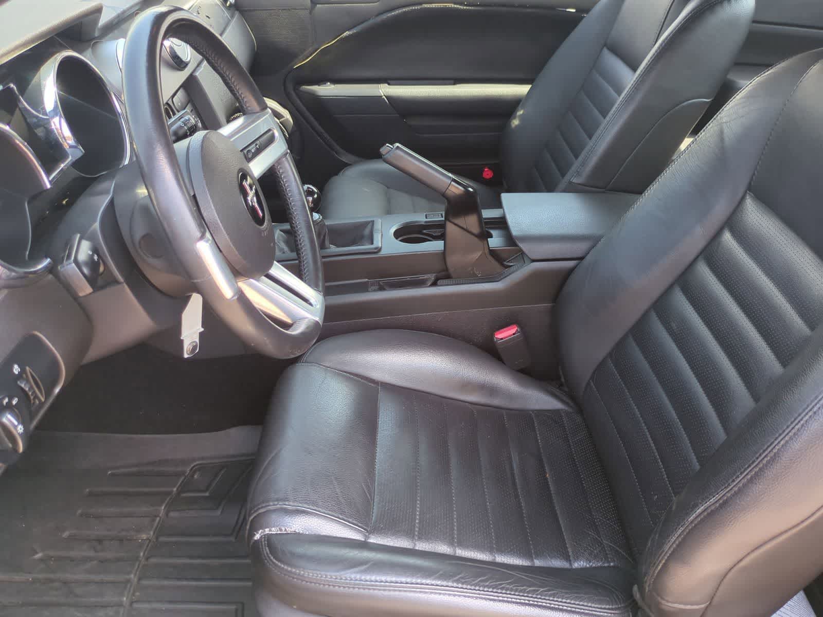 Thumbnail: 2008 Ford Mustang - 15