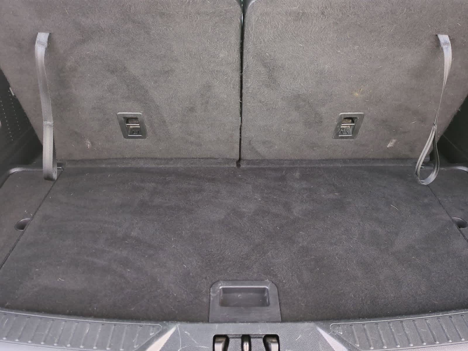 Thumbnail: 2021 Ford Explorer - 34