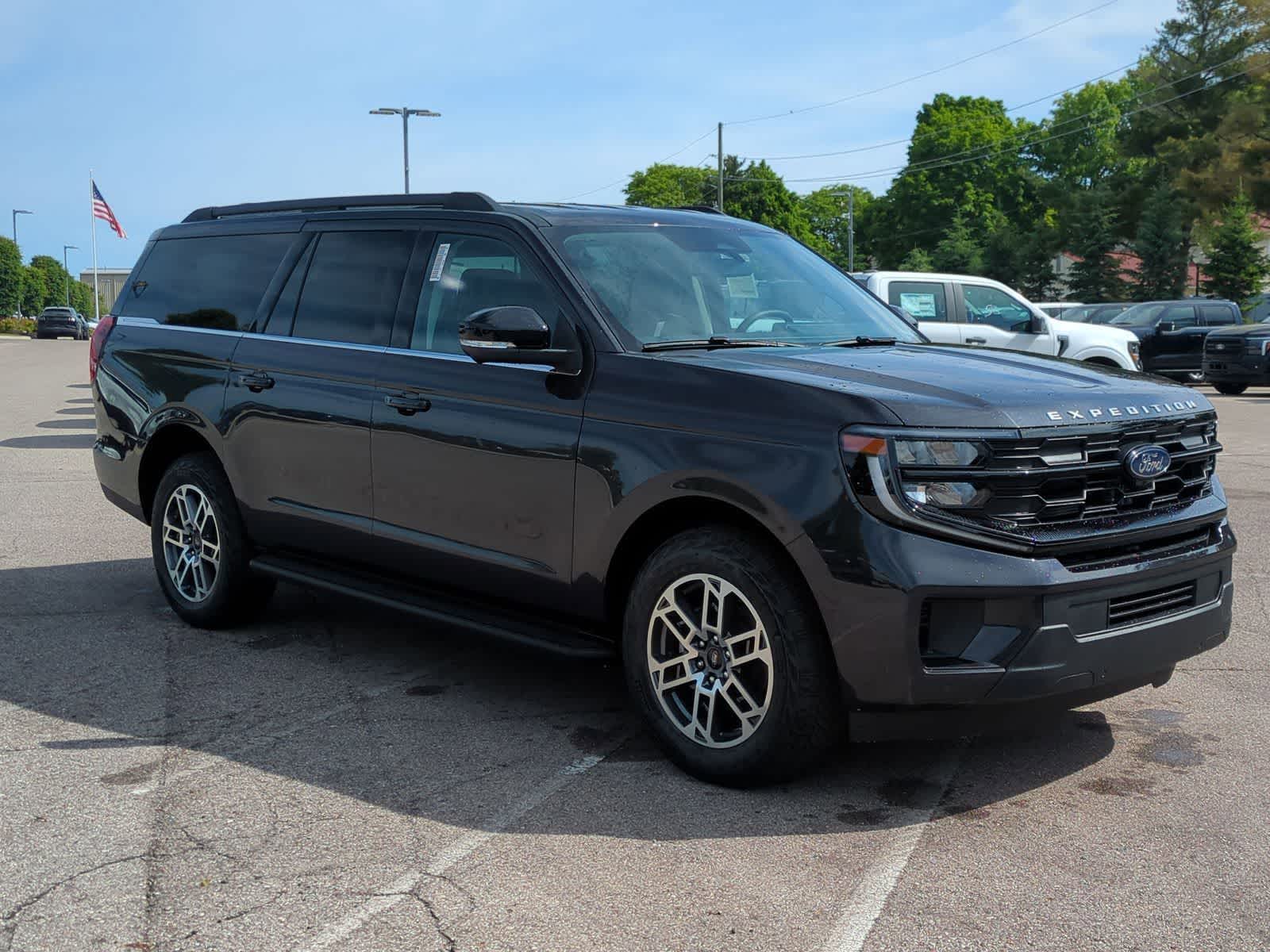 Thumbnail: 2026 Ford Expedition MAX - 2