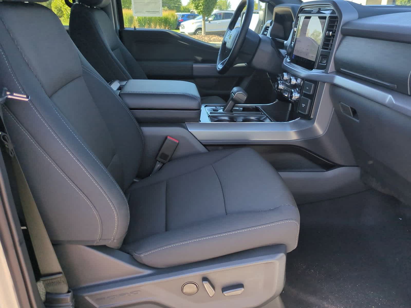 Thumbnail: 2025 Ford F-150 - 21