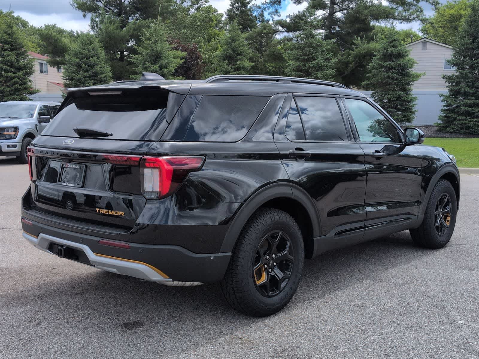 Thumbnail: 2026 Ford Explorer - 8