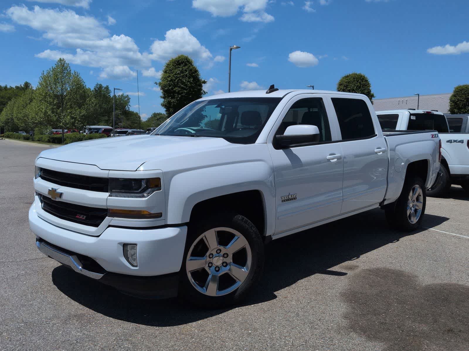 Thumbnail: 2018 Chevrolet Silverado 1500 - 1