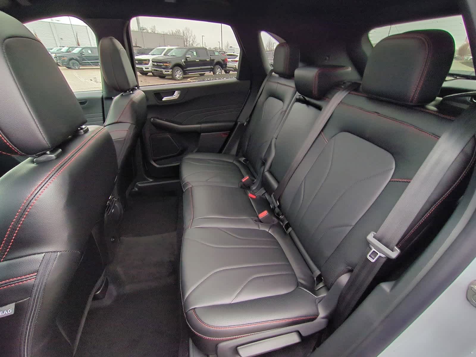 2025 Ford Escape ST-Line Elite 20