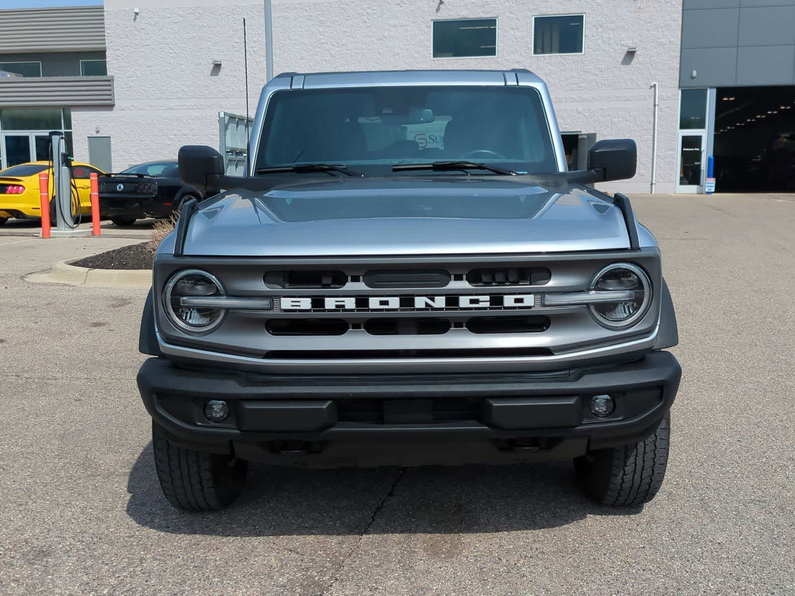 Thumbnail: 2023 Ford Bronco - 3