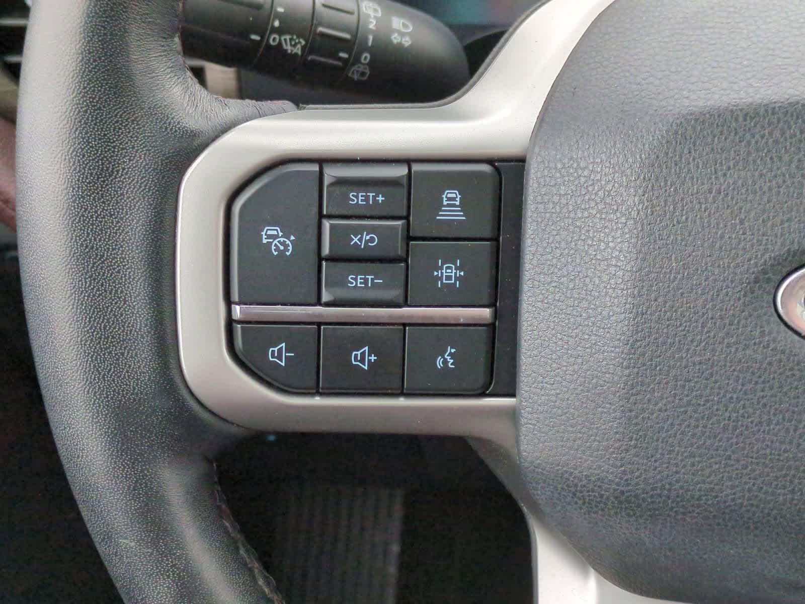 Thumbnail: 2023 Ford Expedition - 27