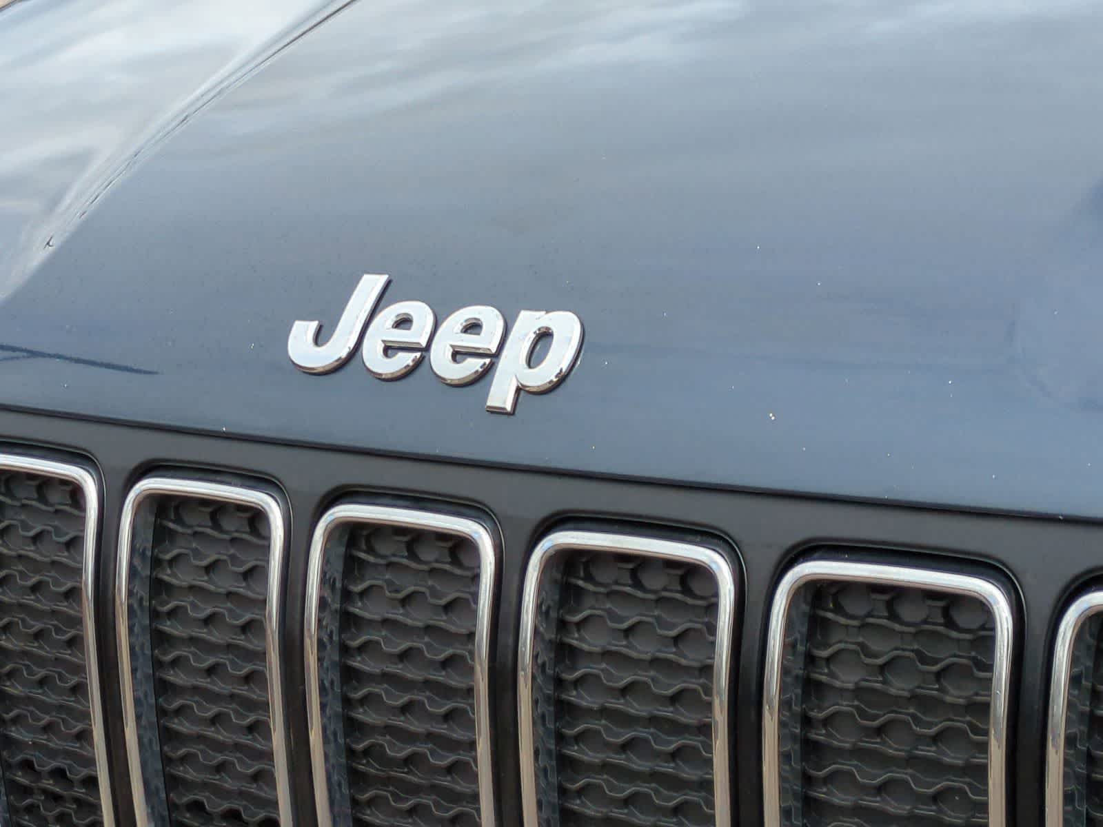 Thumbnail: 2020 Jeep Renegade - 12