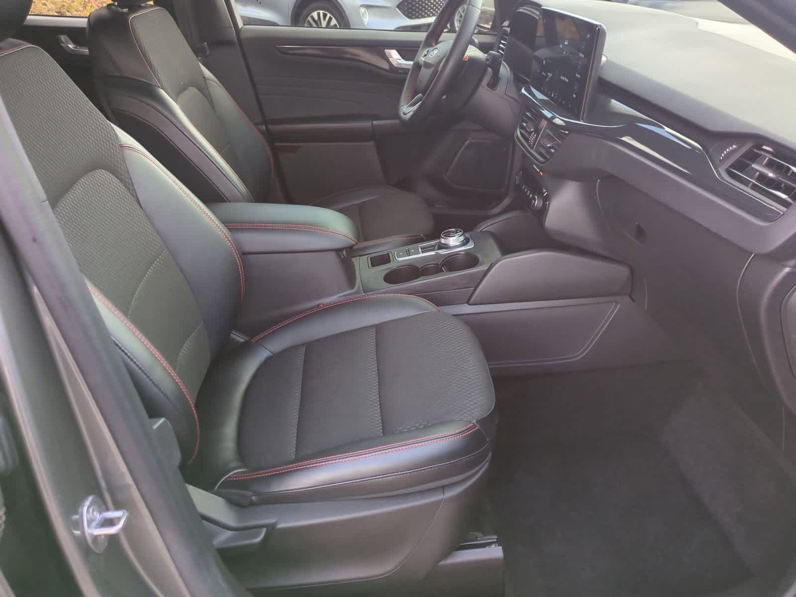 Thumbnail: 2024 Ford Escape - 21