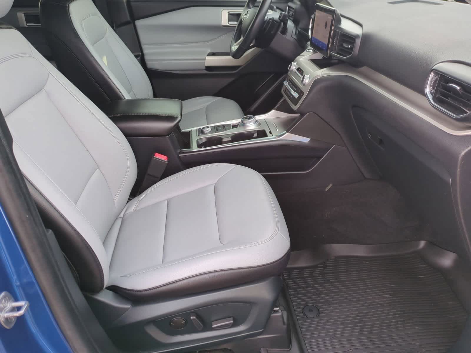 Thumbnail: 2021 Ford Explorer - 23