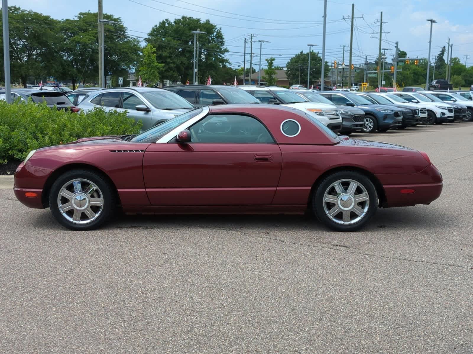 Thumbnail: 2004 Ford Thunderbird - 5