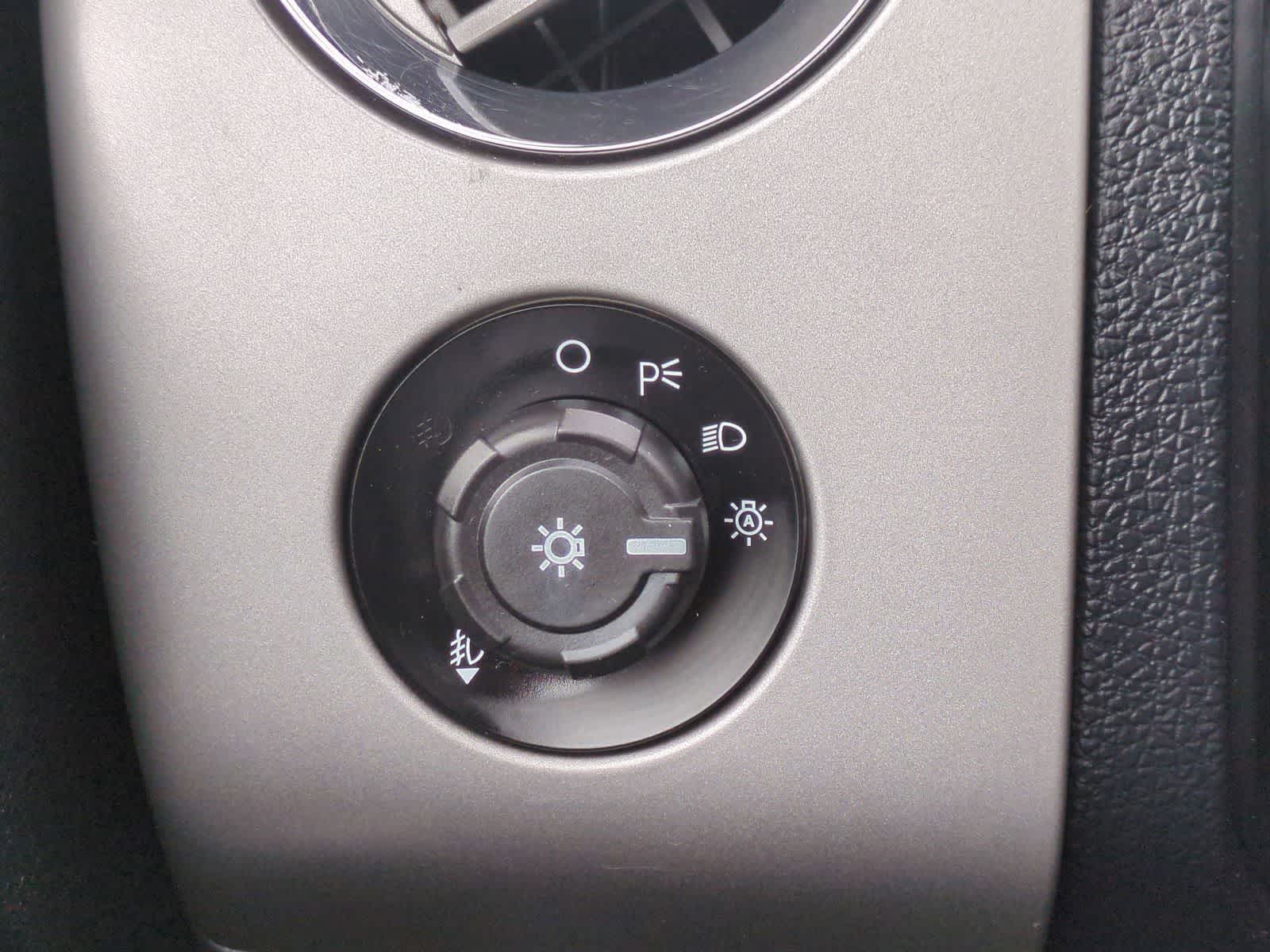 Thumbnail: 2015 Ford Expedition - 33