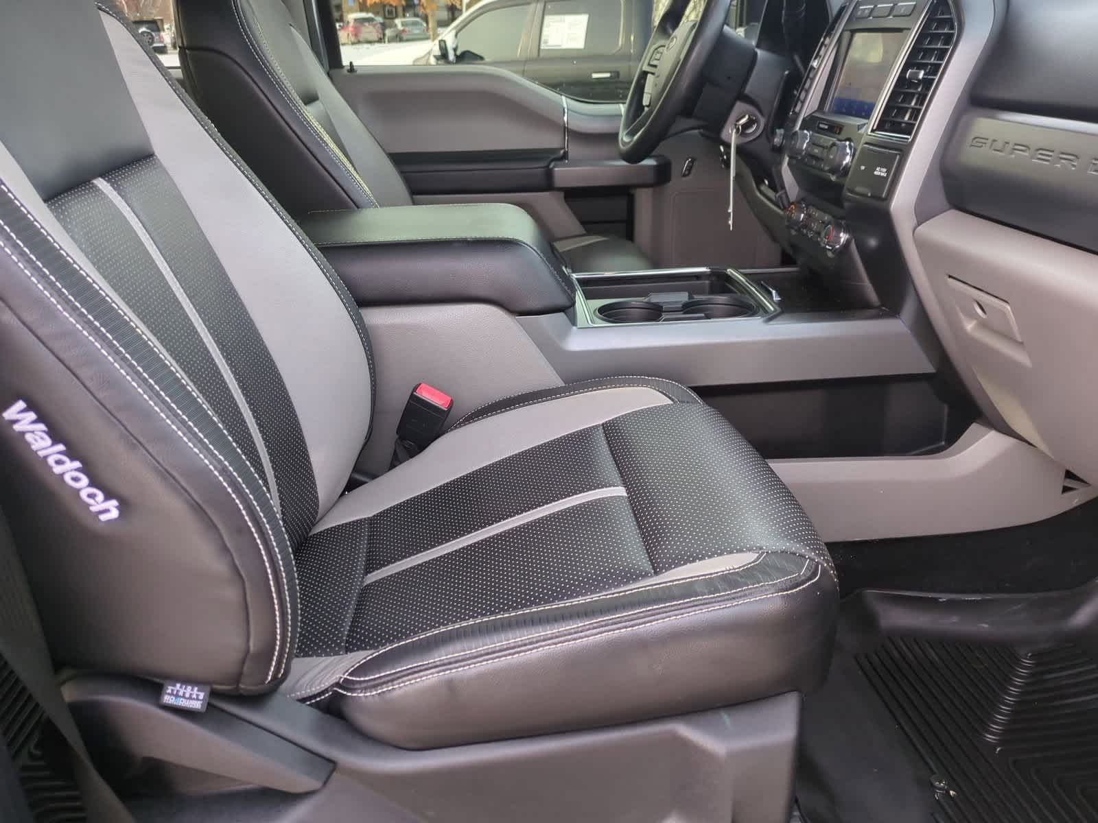 Thumbnail: 2020 Ford Econoline - 22