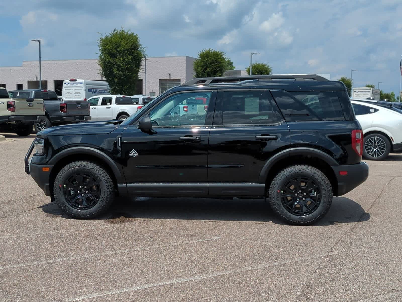 Thumbnail: 2025 Ford Bronco Sport - 5