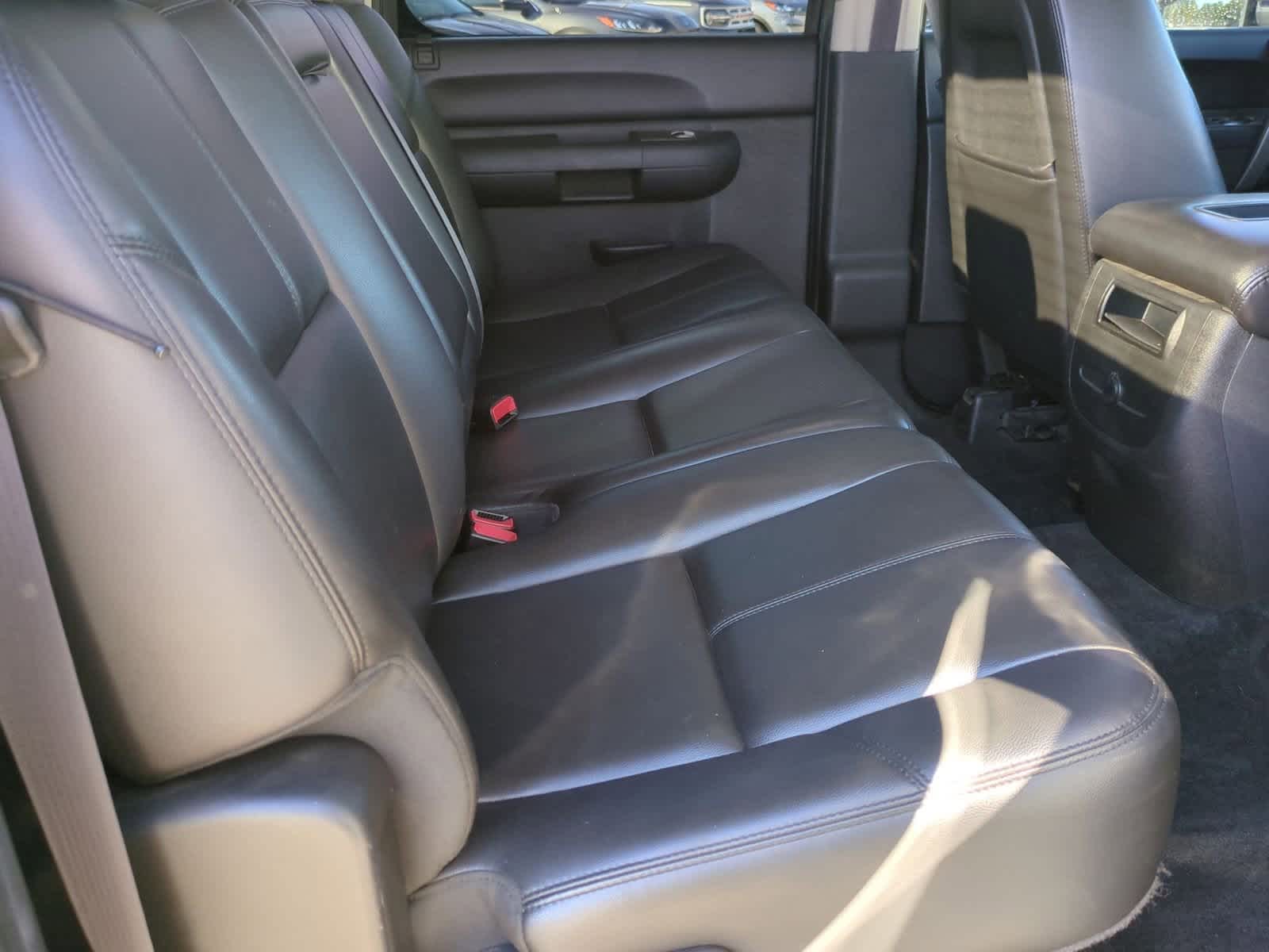 Thumbnail: 2011 Chevrolet Silverado 1500 - 20