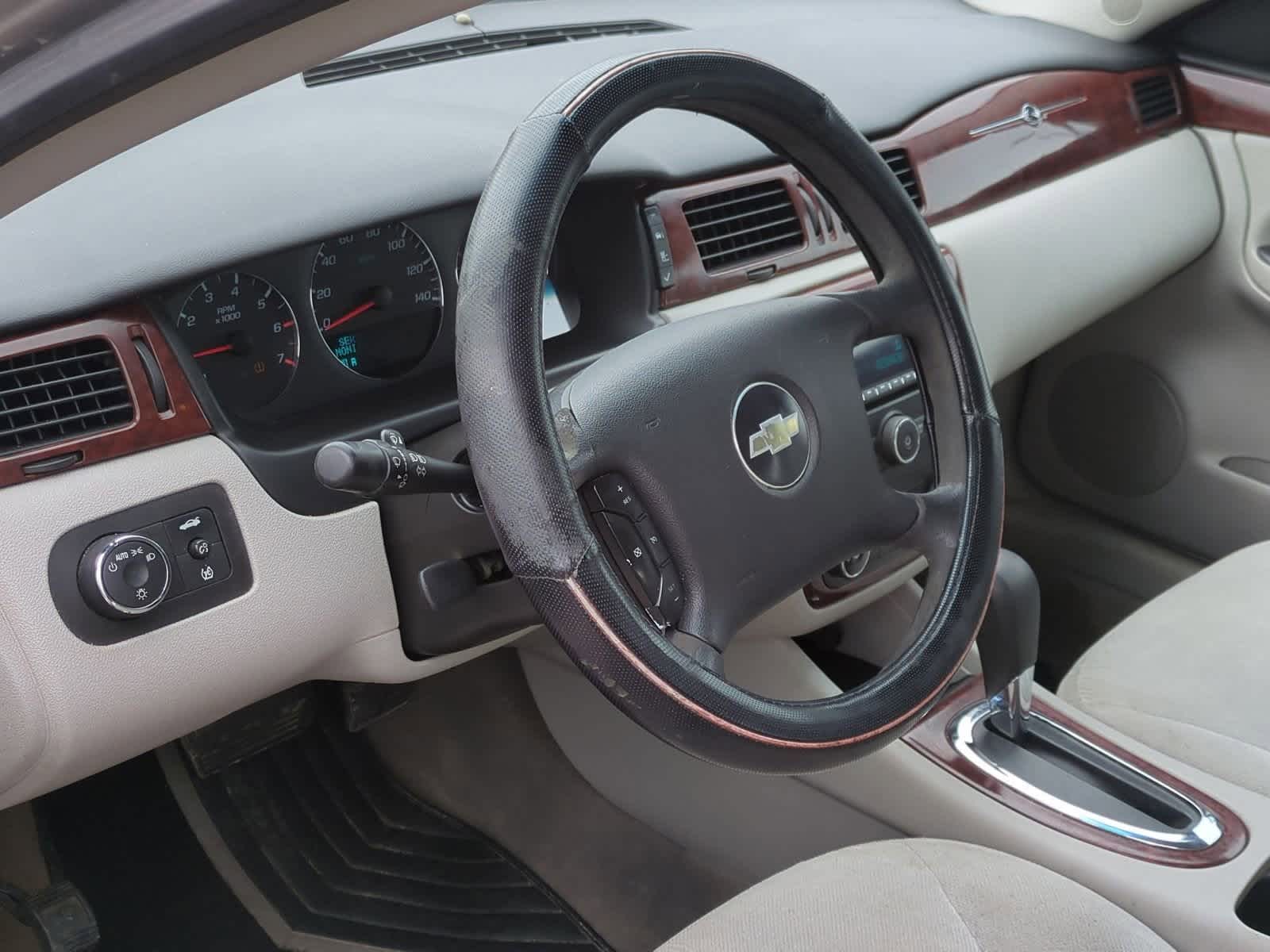 Thumbnail: 2008 Chevrolet Impala - 10