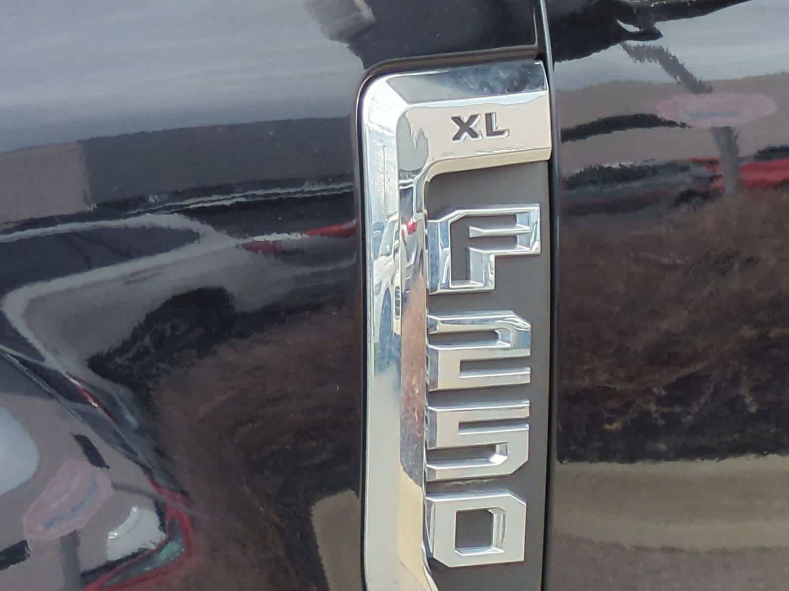 Thumbnail: 2022 Ford Econoline - 13