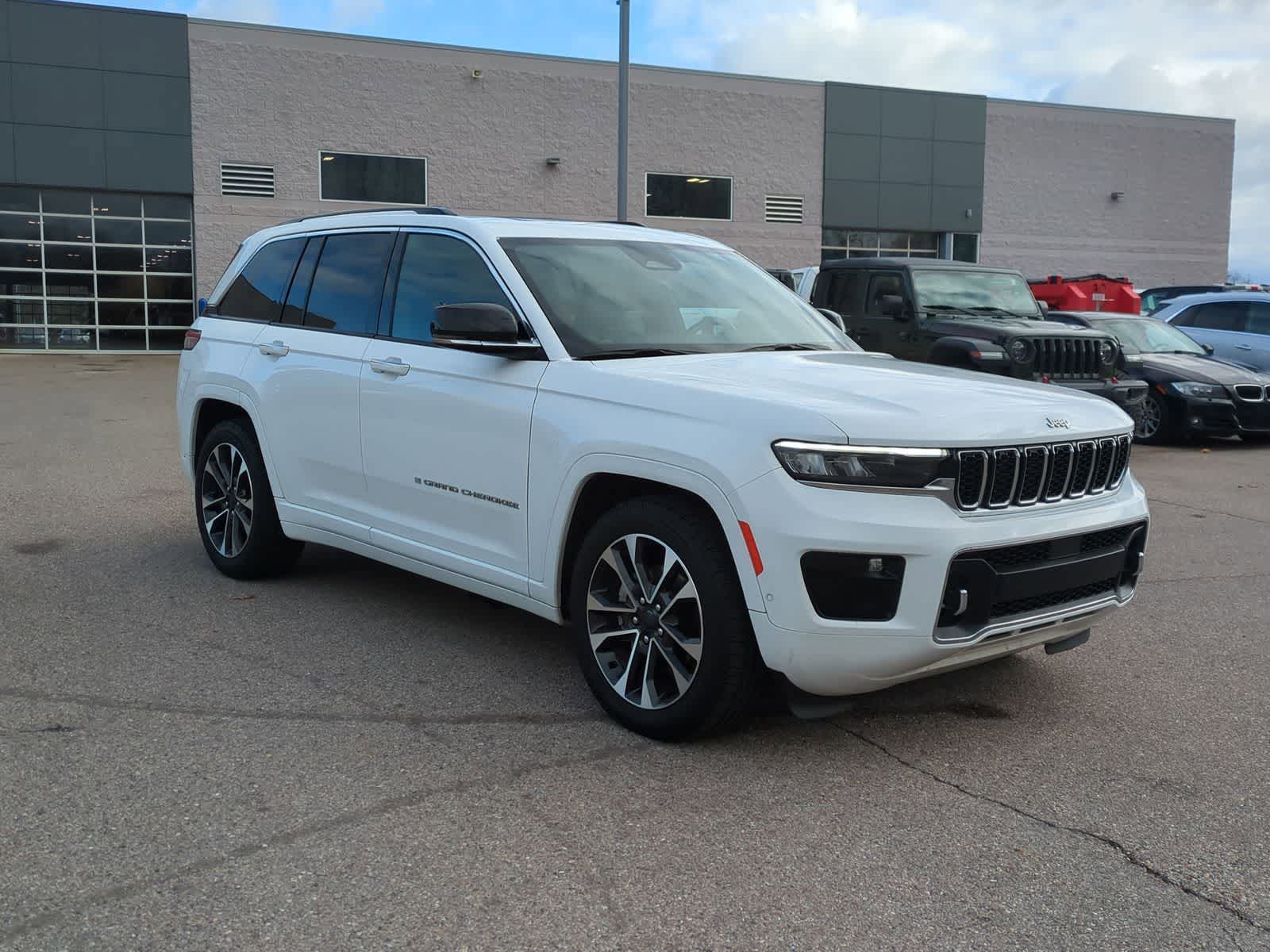 Thumbnail: 2022 Jeep Grand Cherokee - 2