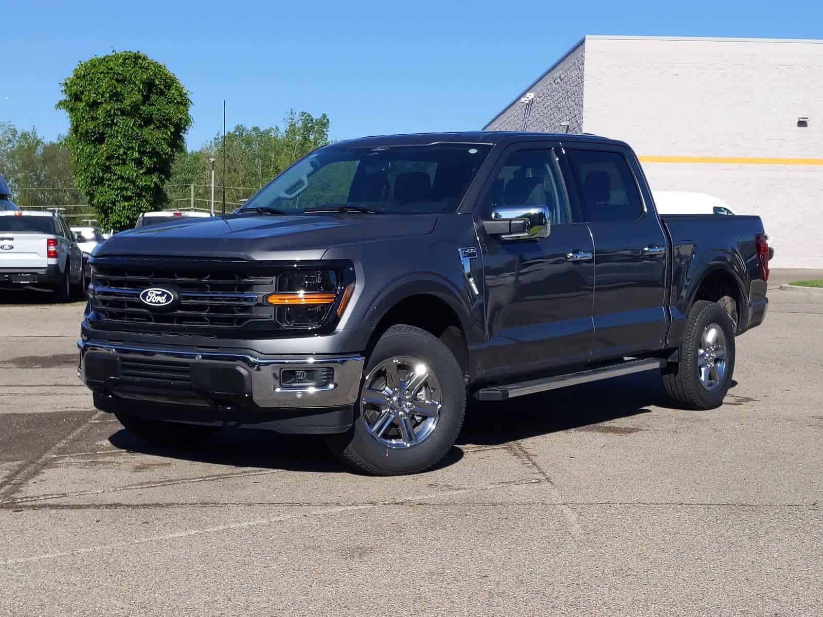 2025 Ford F-150 XLT -
                  Waterford, MI