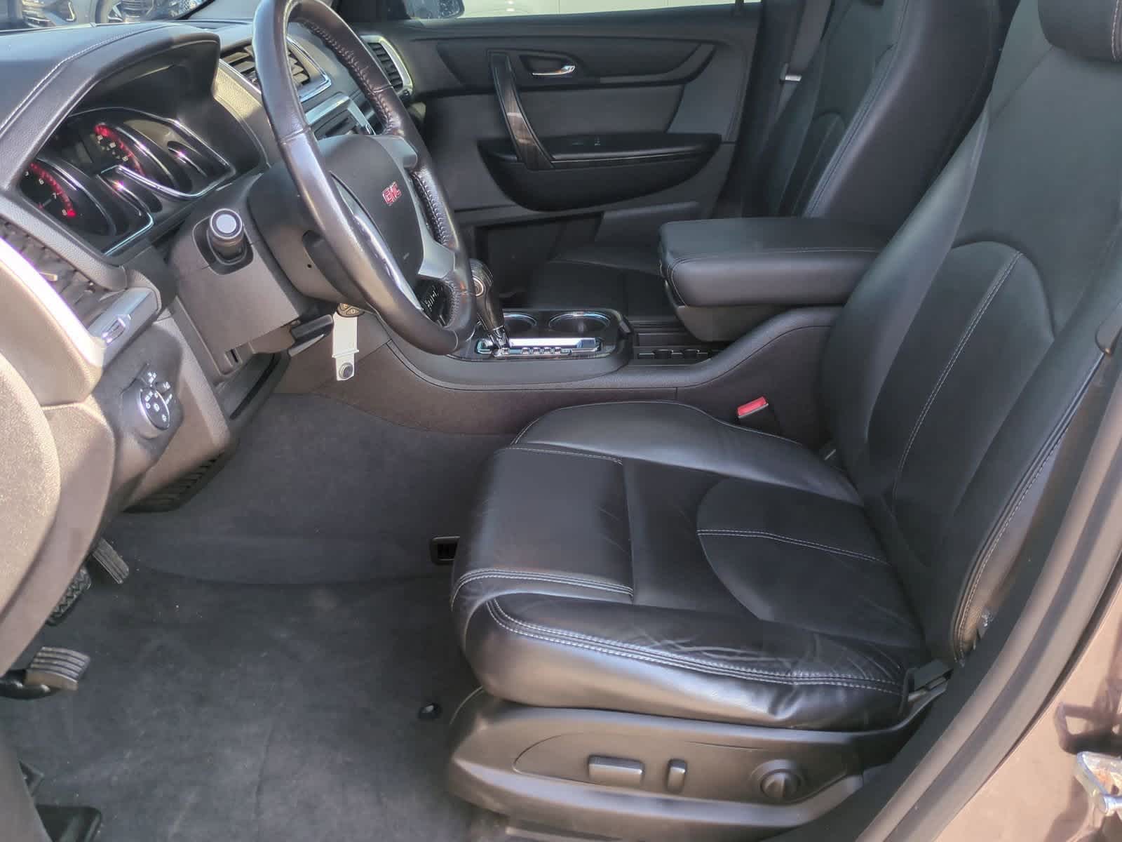 Thumbnail: 2015 GMC Acadia - 16