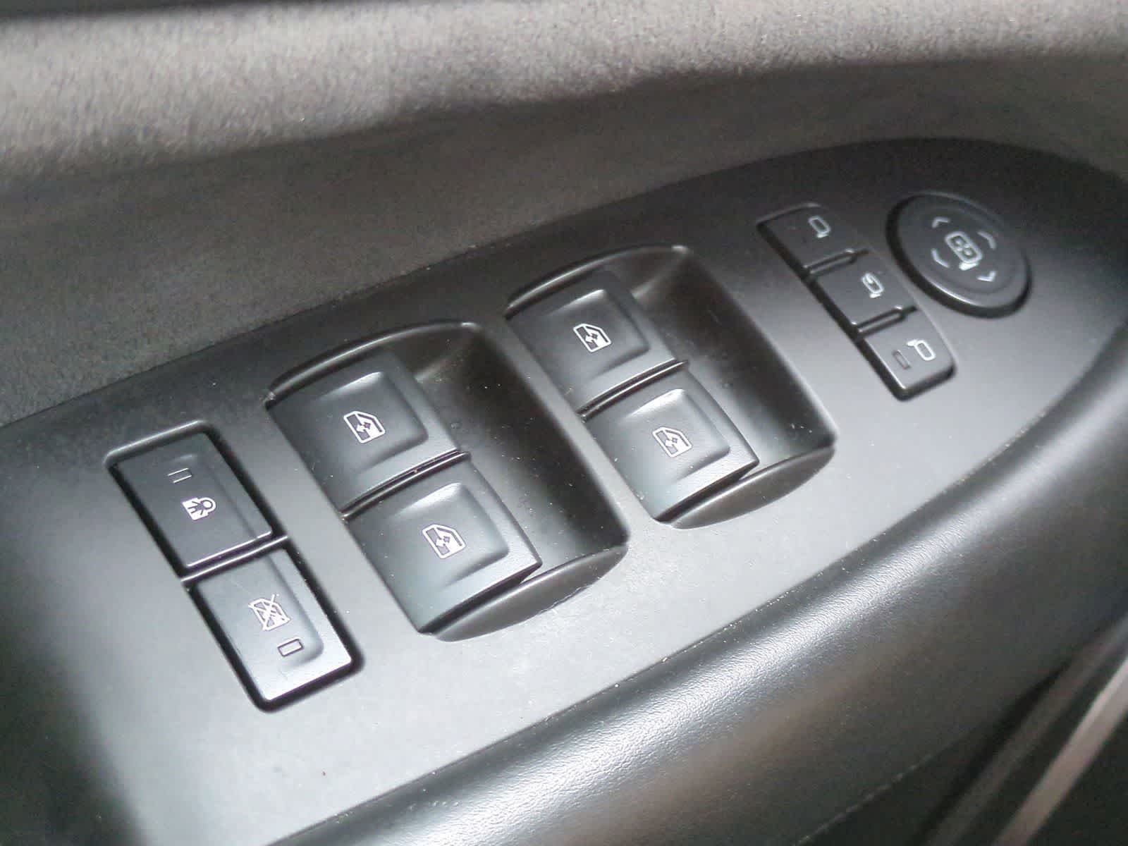 Thumbnail: 2015 Cadillac Escalade - 28