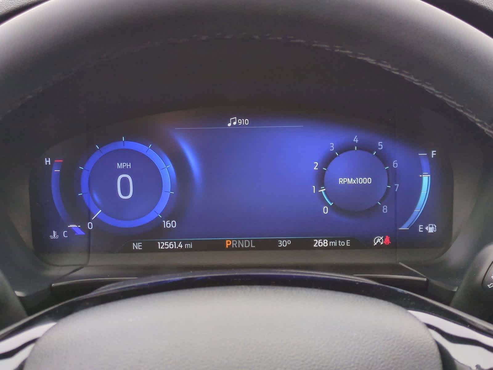 Thumbnail: 2022 Ford Escape - 32