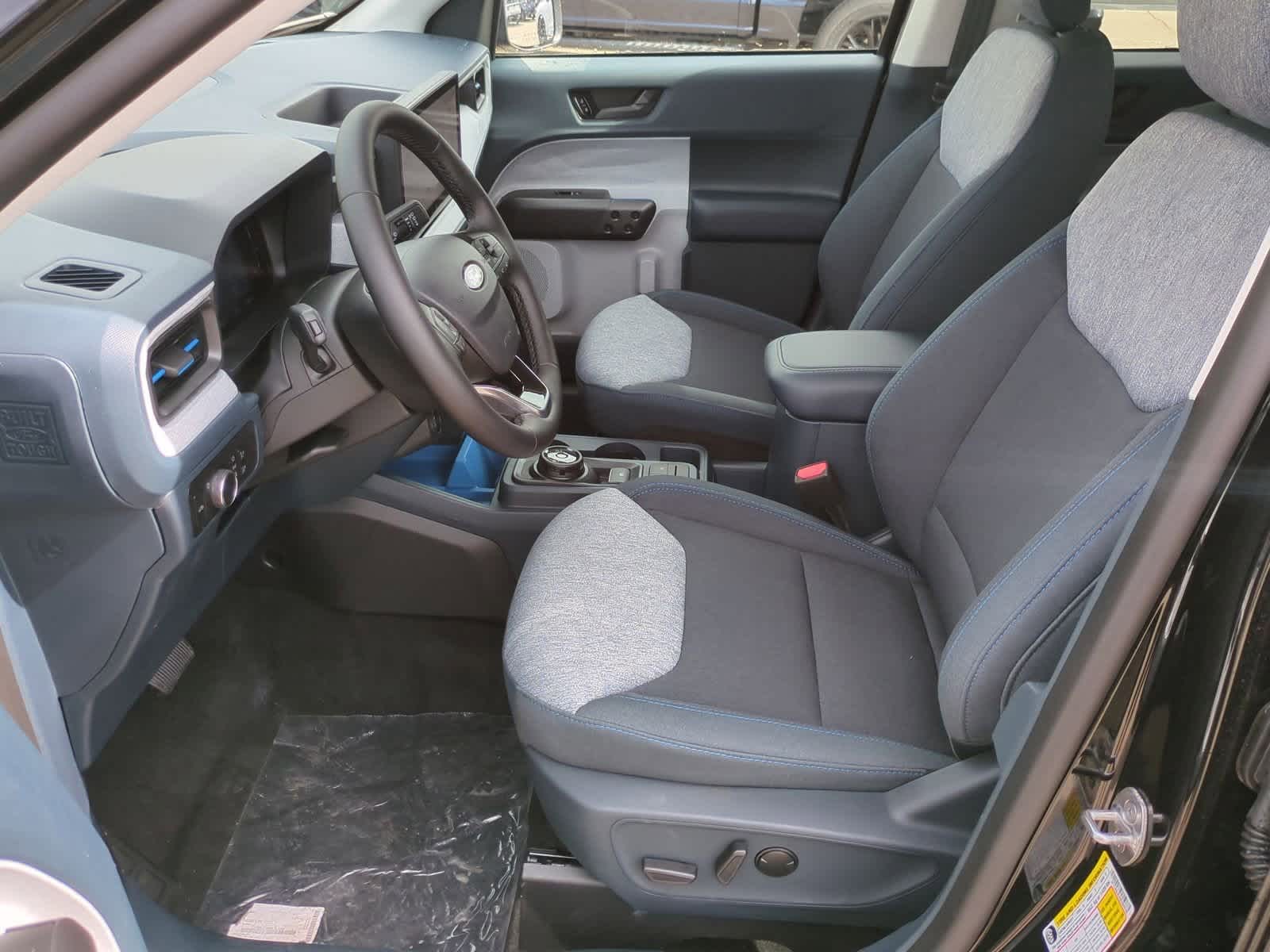 Thumbnail: 2025 Ford Maverick - 16