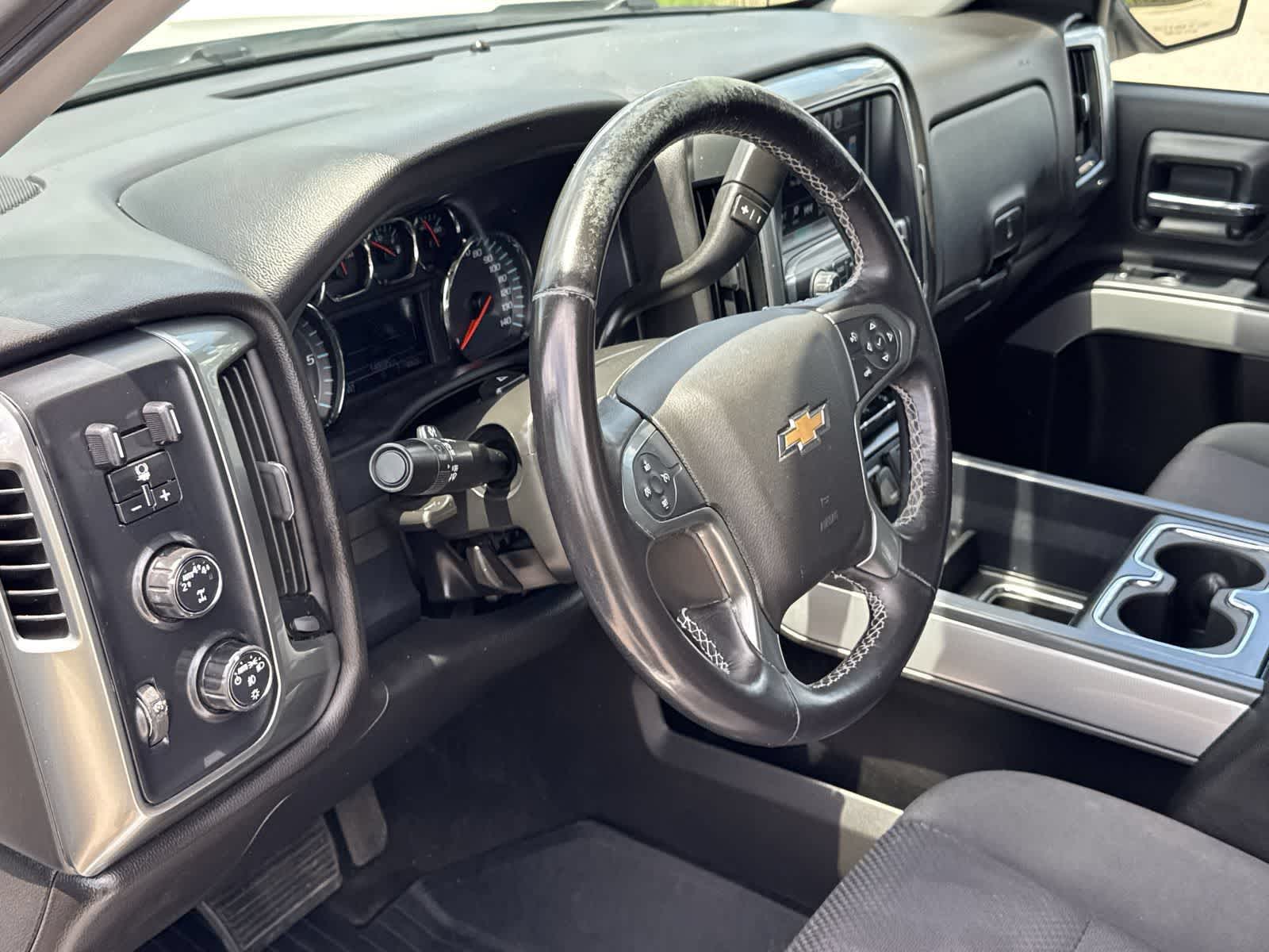 Thumbnail: 2018 Chevrolet Silverado 1500 - 10