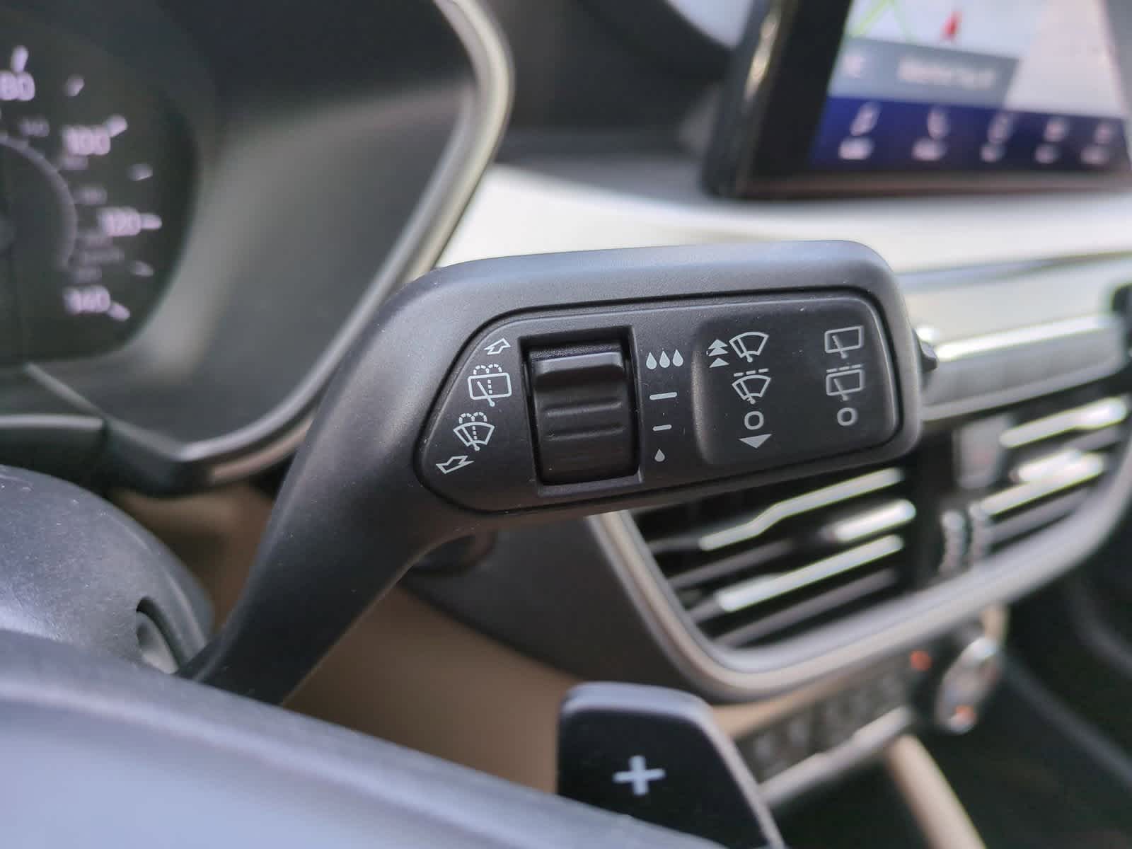 Thumbnail: 2020 Ford Escape - 25