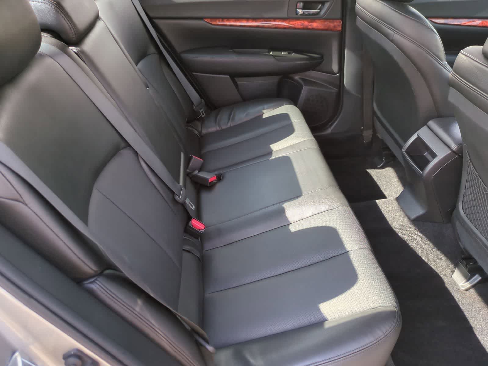 Thumbnail: 2010 Subaru Legacy - 21