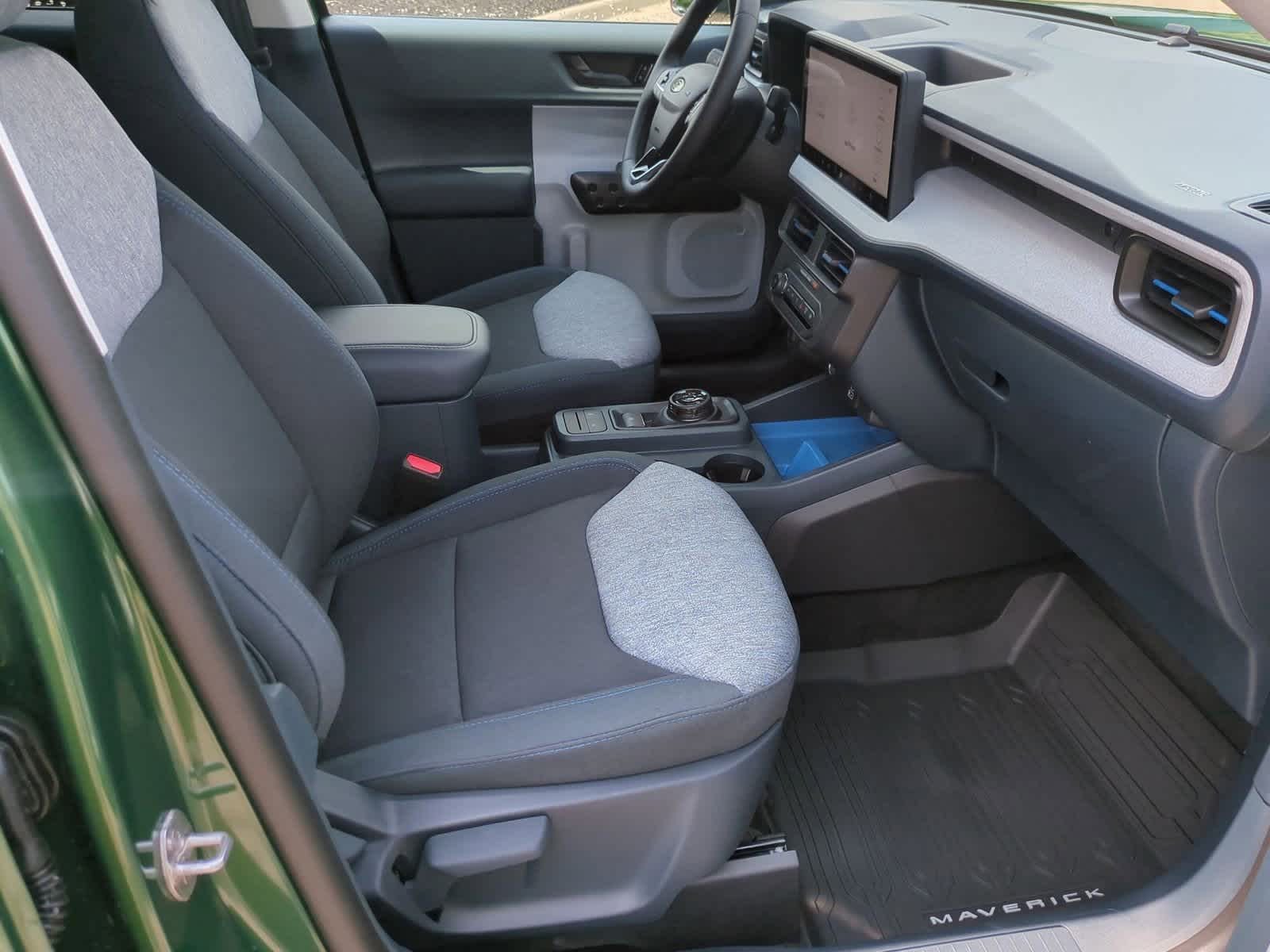 Thumbnail: 2025 Ford Maverick - 21