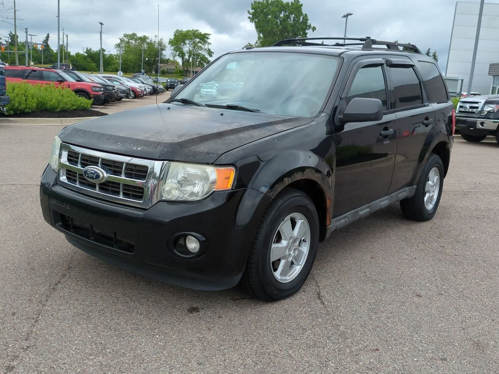 Thumbnail: 2010 Ford Escape - 4