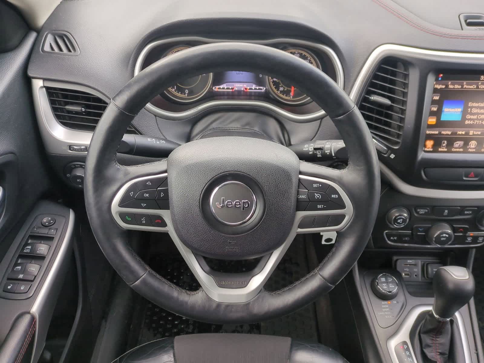 Thumbnail: 2017 Jeep Cherokee - 22