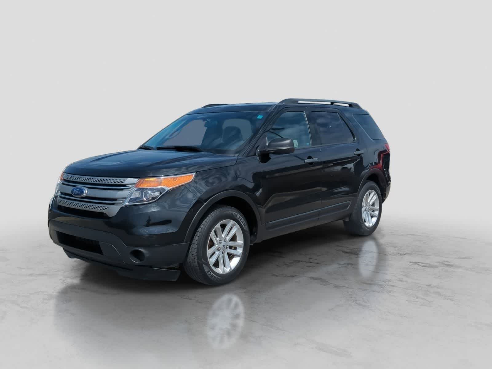 Thumbnail: 2015 Ford Explorer - 4