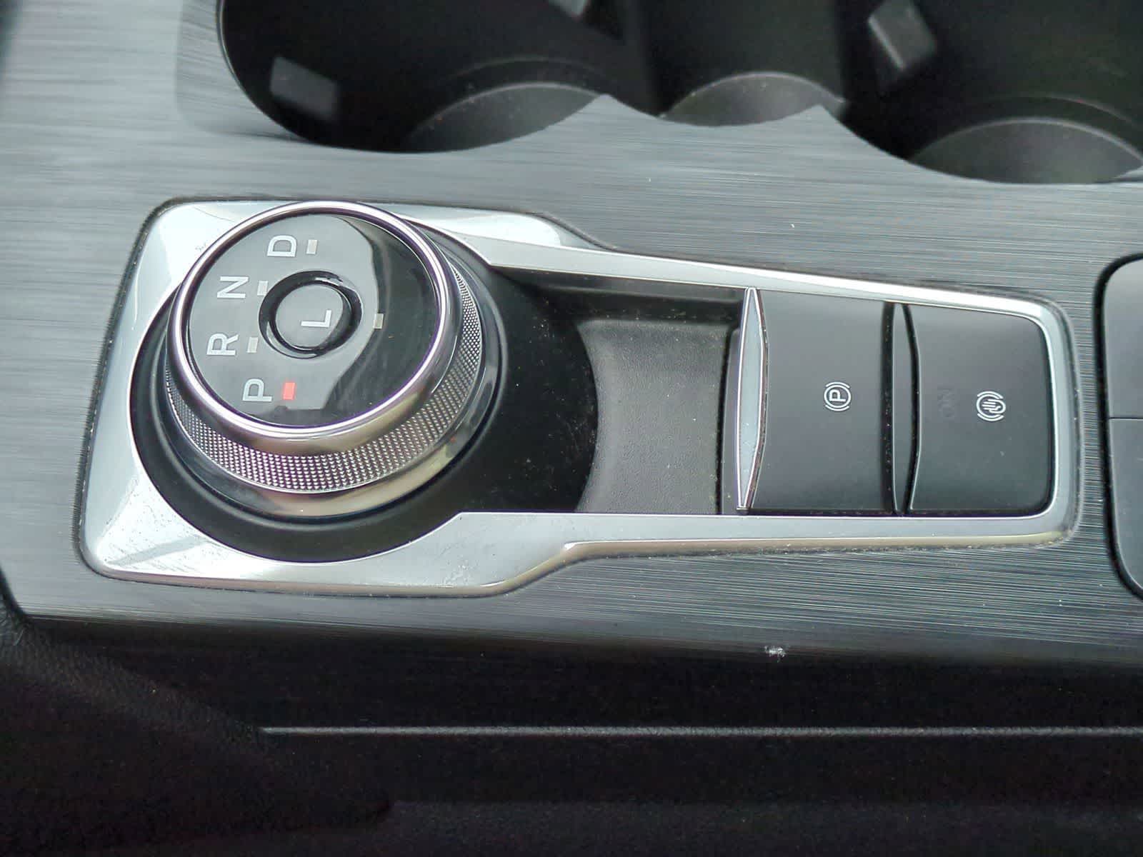 Thumbnail: 2023 Ford Escape - 32