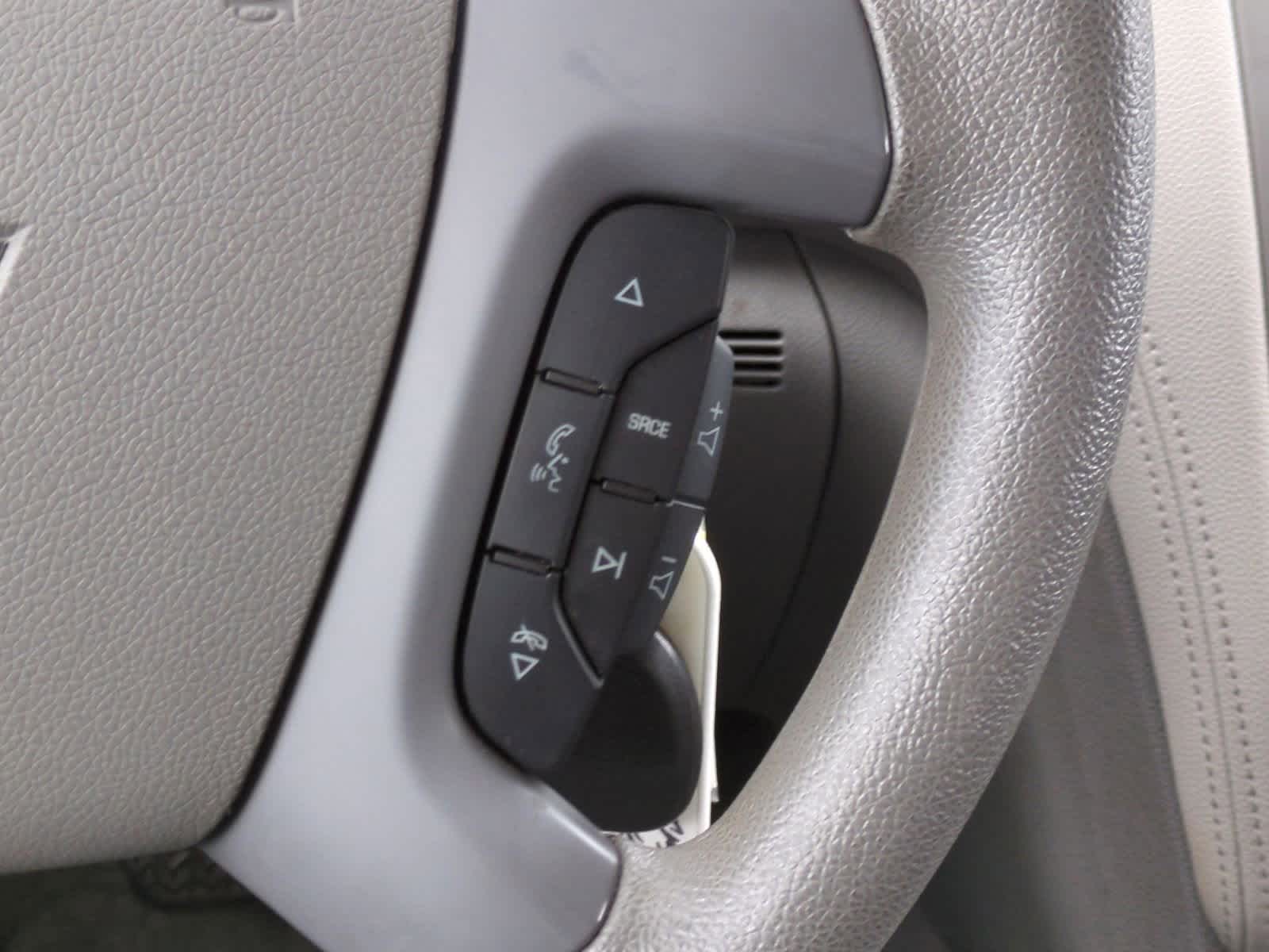 Thumbnail: 2017 Chevrolet Traverse - 24