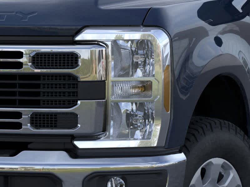 Thumbnail: 2025 Ford Econoline - 18