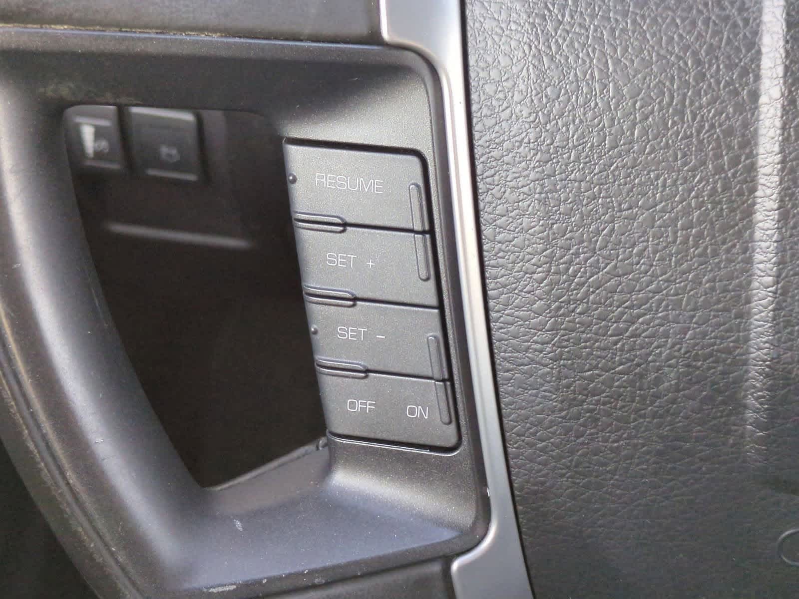 Thumbnail: 2012 Lincoln MKZ - 23