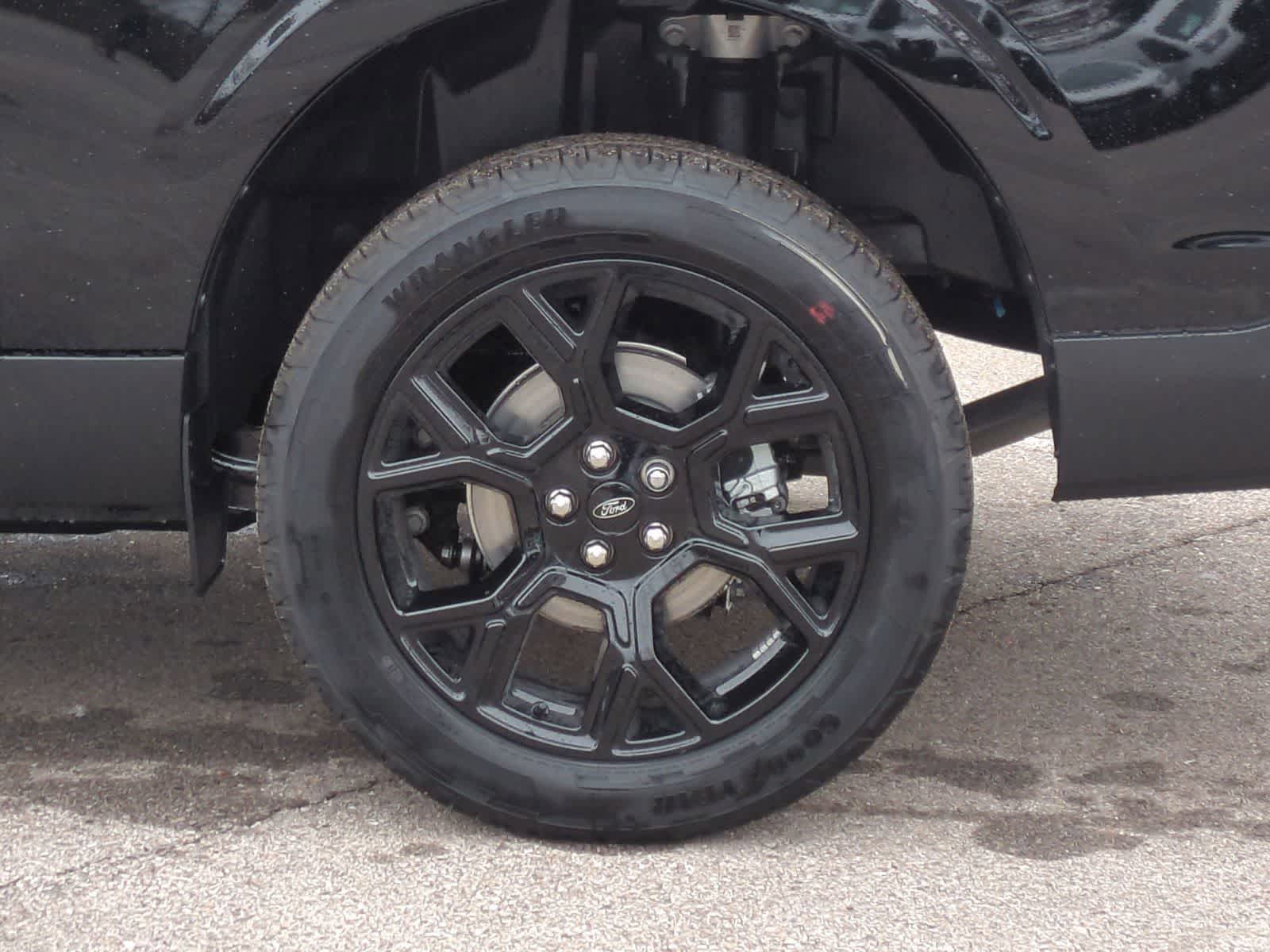 Thumbnail: 2025 Ford Maverick - 14