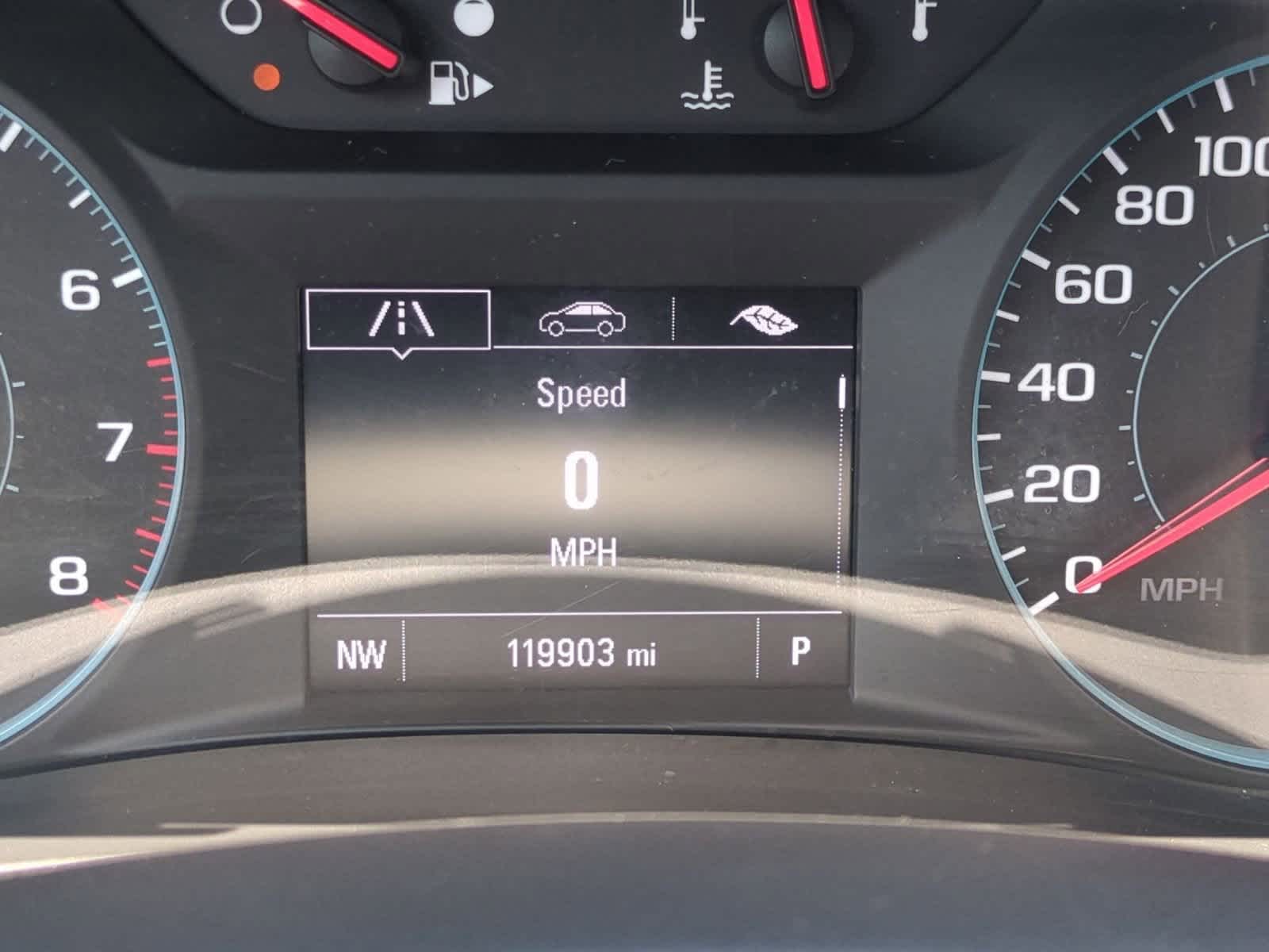 Thumbnail: 2016 Chevrolet Malibu - 32